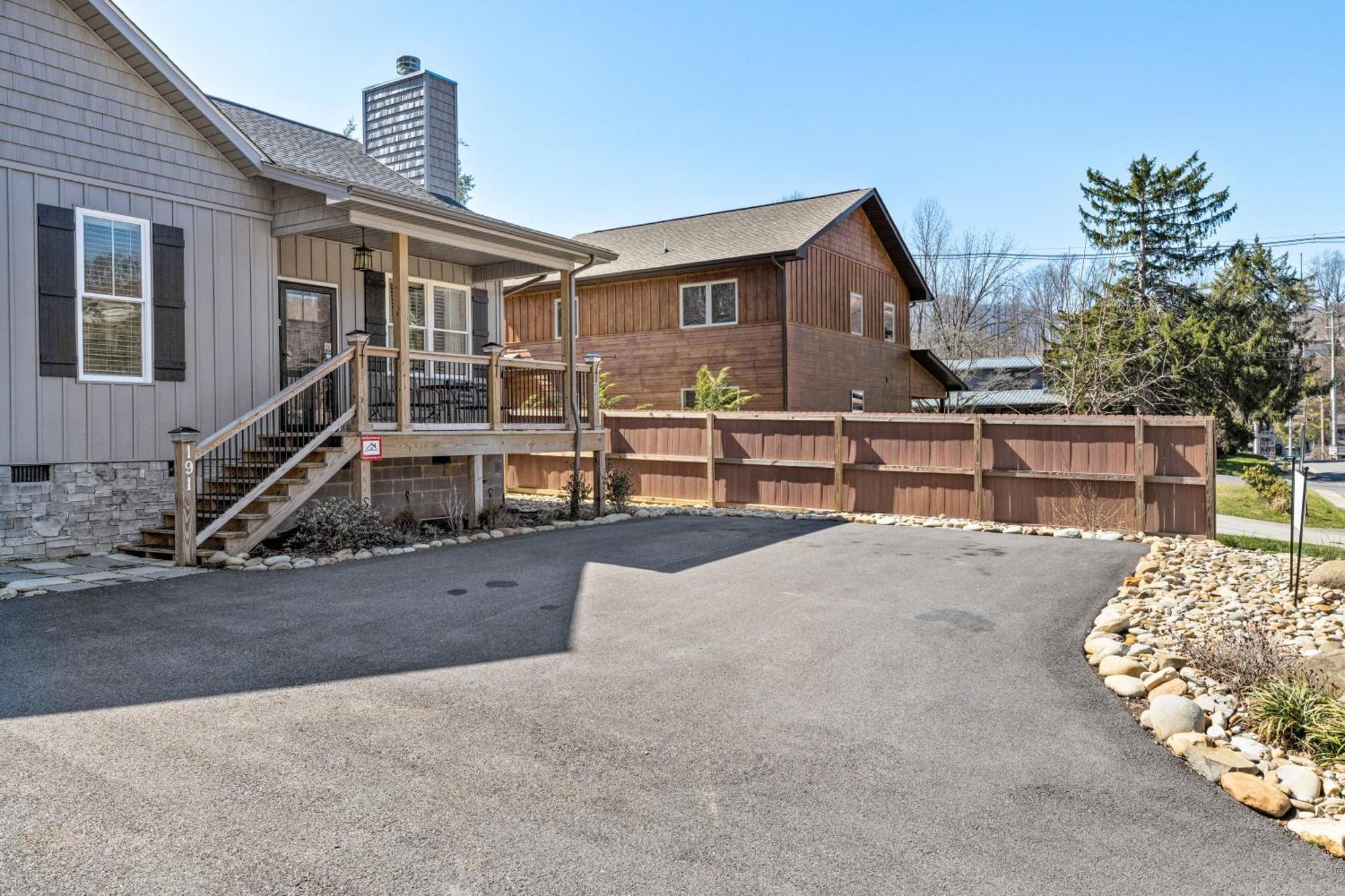 Bear Pass Is A 3 Bed 2 Bath Craftsman Style Home Located Within Walking Distance To Dt Gatlinburg Esterno foto