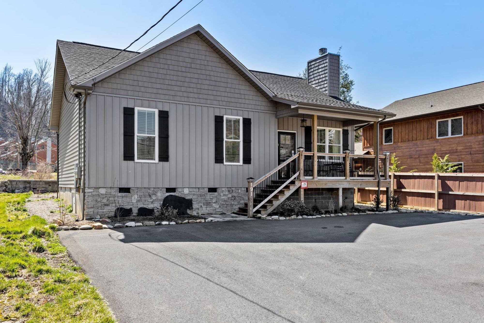 Bear Pass Is A 3 Bed 2 Bath Craftsman Style Home Located Within Walking Distance To Dt Gatlinburg Esterno foto